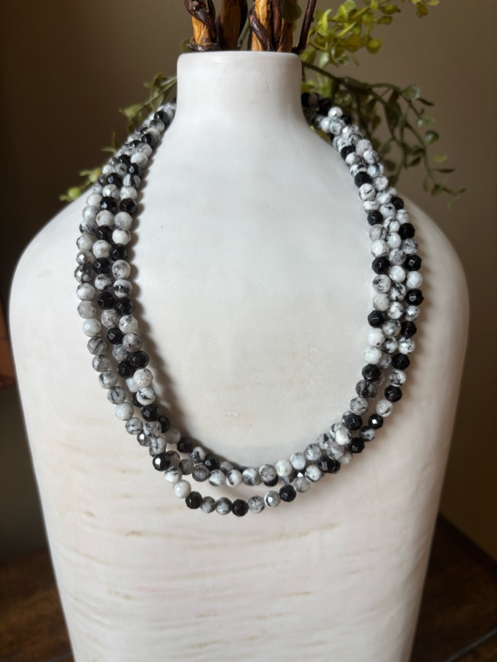 Jay King DTR Feather Nest Agate Black Spinel 3 Strand Necklace